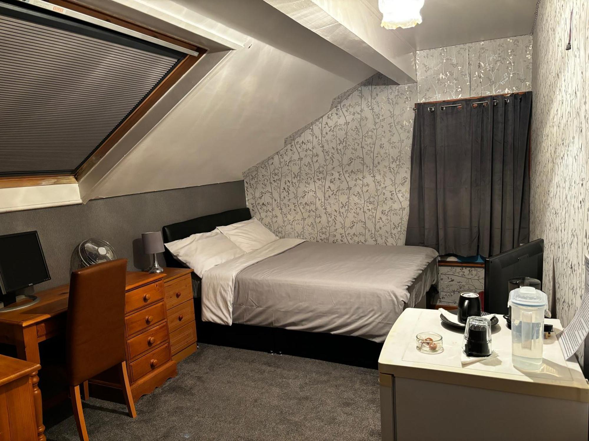 Kayumba Properties Ltd Leeds  Extérieur photo