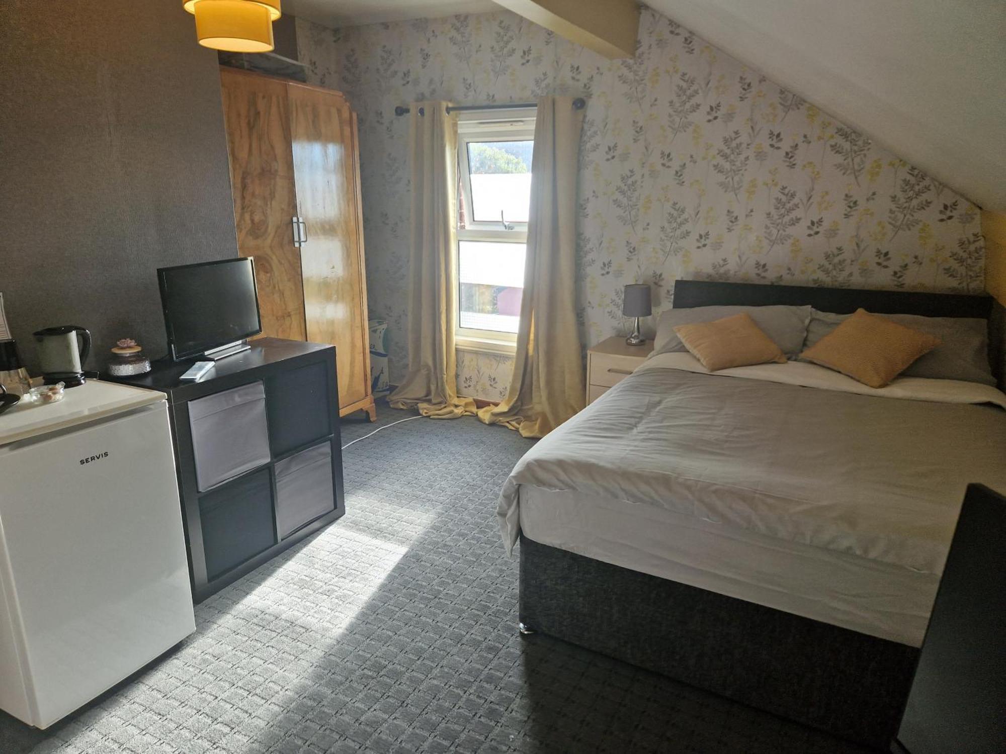 Kayumba Properties Ltd Leeds  Extérieur photo