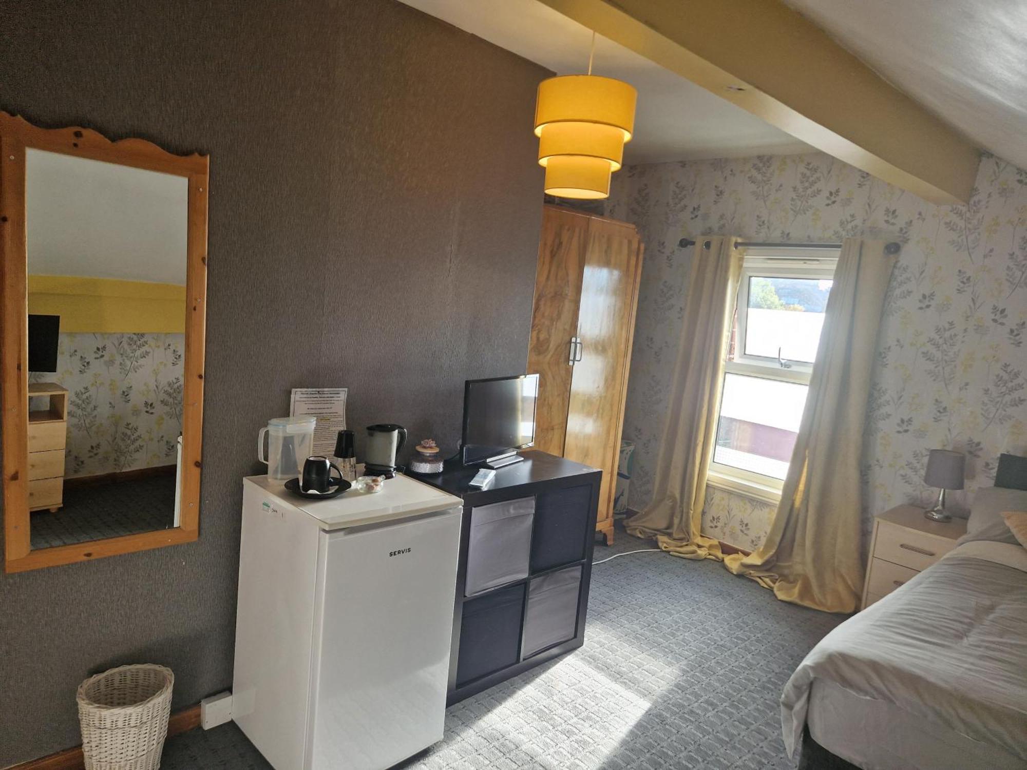 Kayumba Properties Ltd Leeds  Extérieur photo