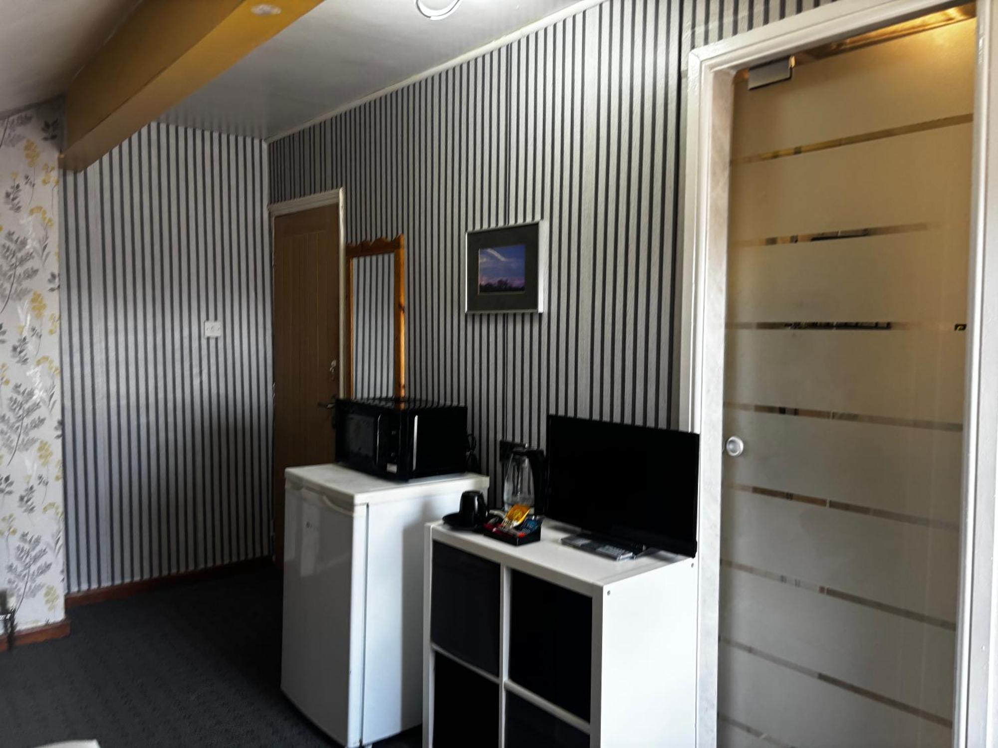 Kayumba Properties Ltd Leeds  Extérieur photo