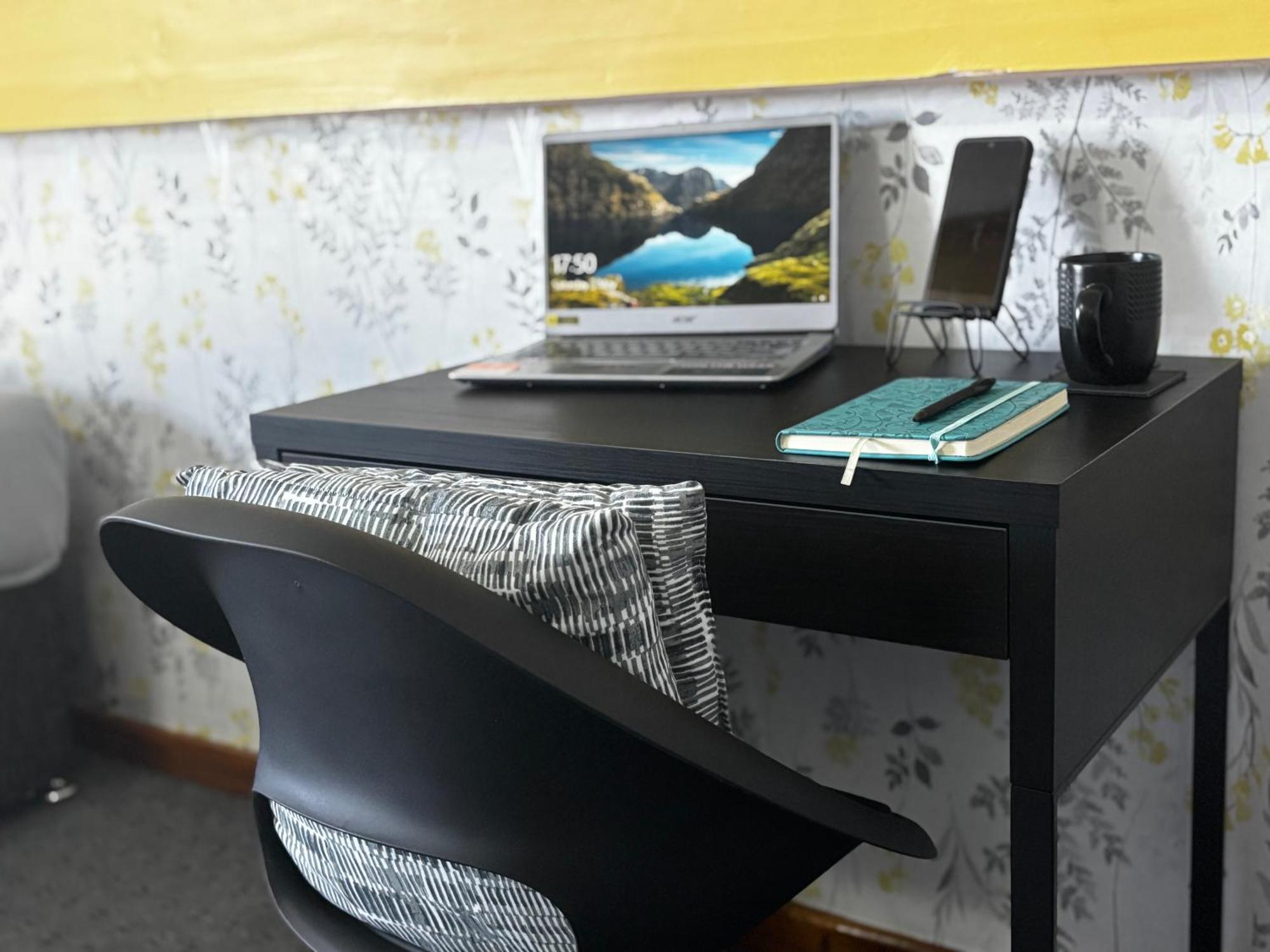 Kayumba Properties Ltd Leeds  Extérieur photo
